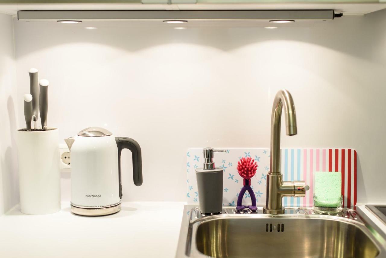 Design Apartment - Centrally Located Wina Bagian luar foto